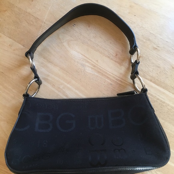 BCBG Handbags - ⭐️BCBG small black purse